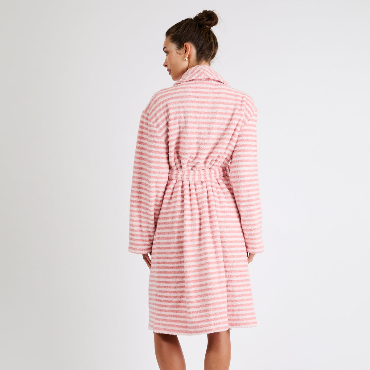 Snooze Society Personalized Monogram Striped Plush Robe | Blush