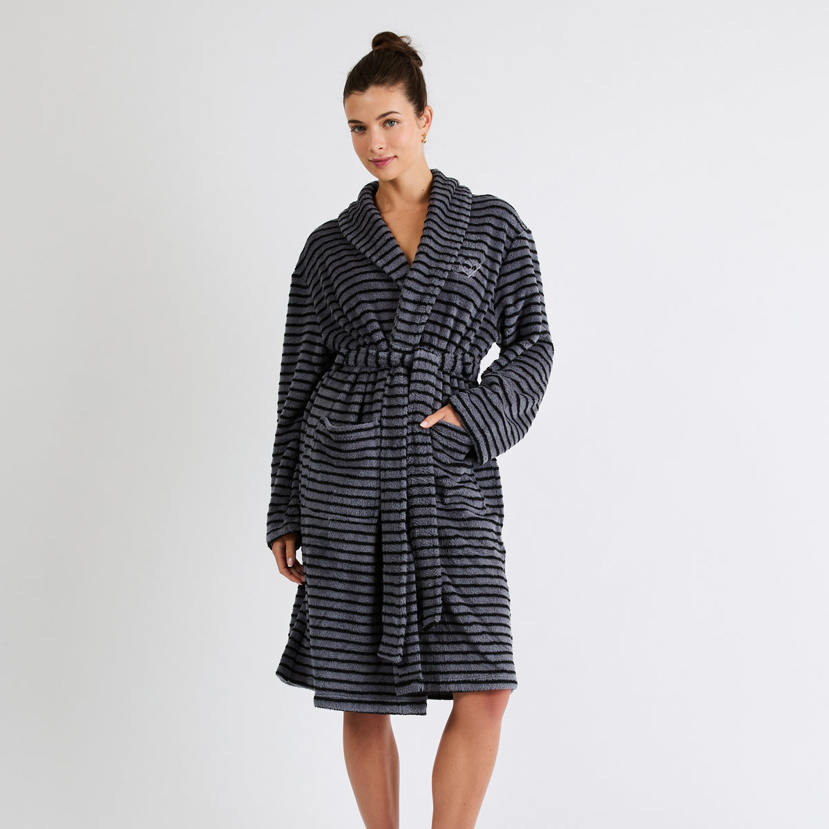 Snooze Society Personalized Monogram Striped Plush Robe | Charcoal